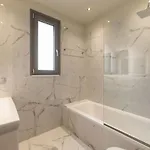 Tsatos Luxury Apartament