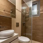 Tsatos Luxury Apartament