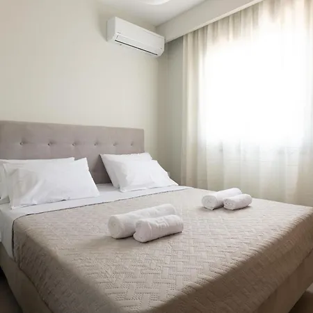 Tsatos Luxury * Kremastí