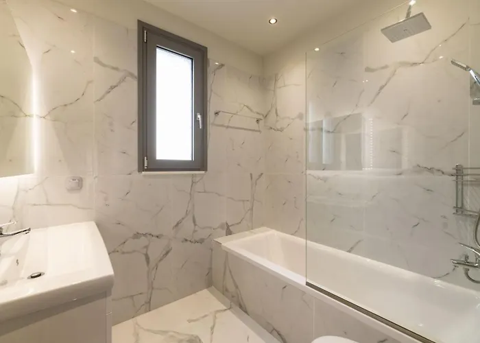 Tsatos Luxury Apartamento