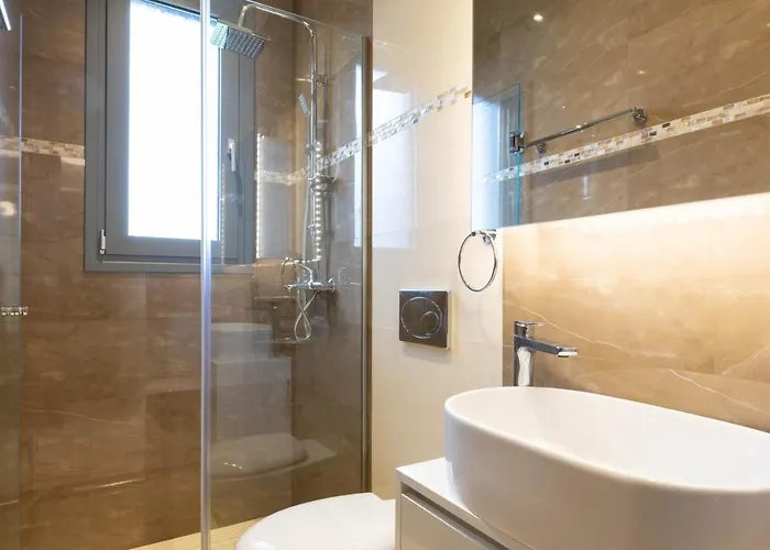 Lägenhet Tsatos Luxury *