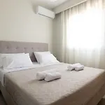 Tsatos Luxury * Kremastí