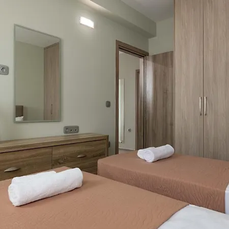 Appartement Tsatos Luxury Kremastí