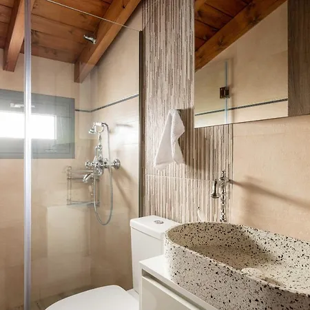 Appartement Tsatos Luxury Kremastí