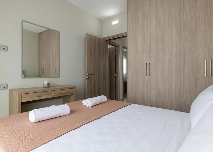 Tsatos Luxury *